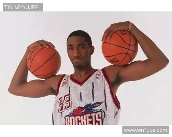 艾迪与姚明的传奇对决：篮球场上的友谊与竞争交织的故事